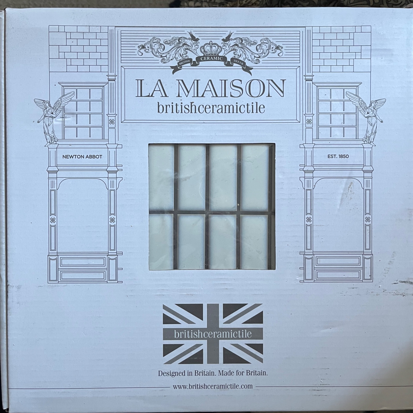 Kit Kat Classic White 30cm x 29.6cm Mosaic Tile — photo 4 of 5