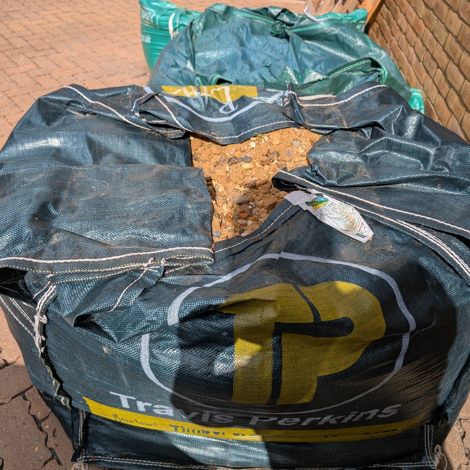 FREE Building Materials – Collection Only — photo 2 of 3