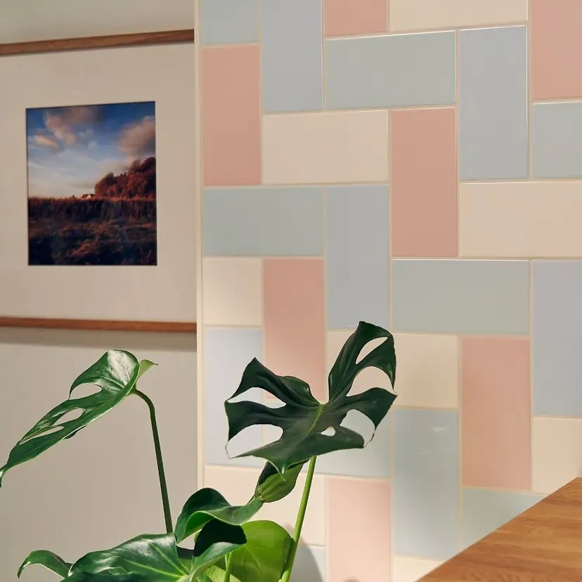 BRAND NEW Matrix Bone Straight Edge 8mm Tile Trim — photo 2 of 2