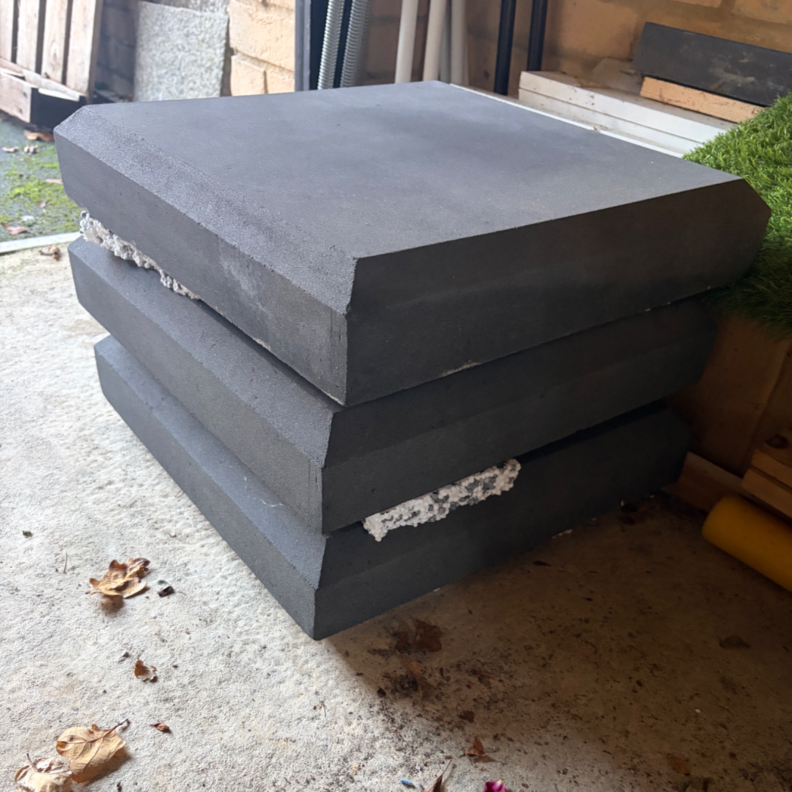 Chamfered pier caps